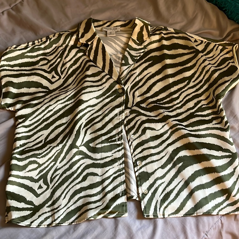 Rachel Zoe Zebra stripe short sleeve silky top